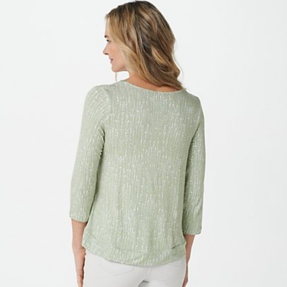 Koolaburra by UGG Green and White Rayon 3/4 Sleeve Top Small - Picture 3 of 12